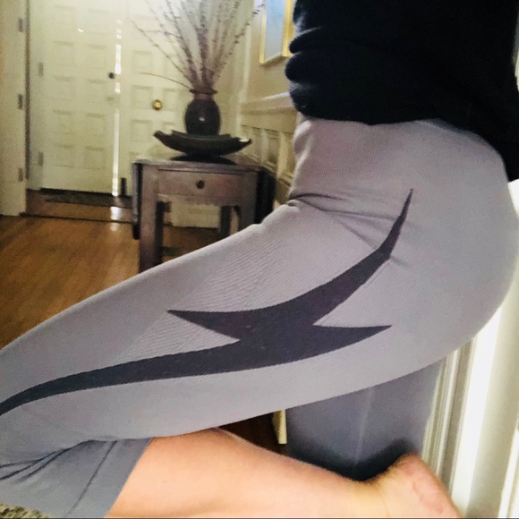 Electric Yoga Pants - Electric Yoga Capris